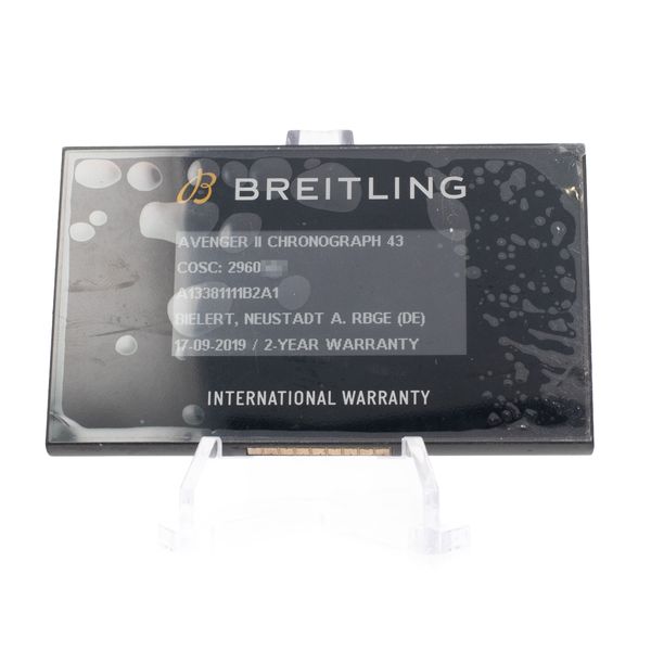 Breitling Avenger II A13381